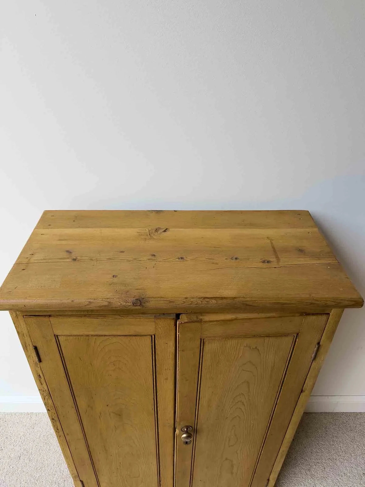 Antique pine cupboard - House on Horizon