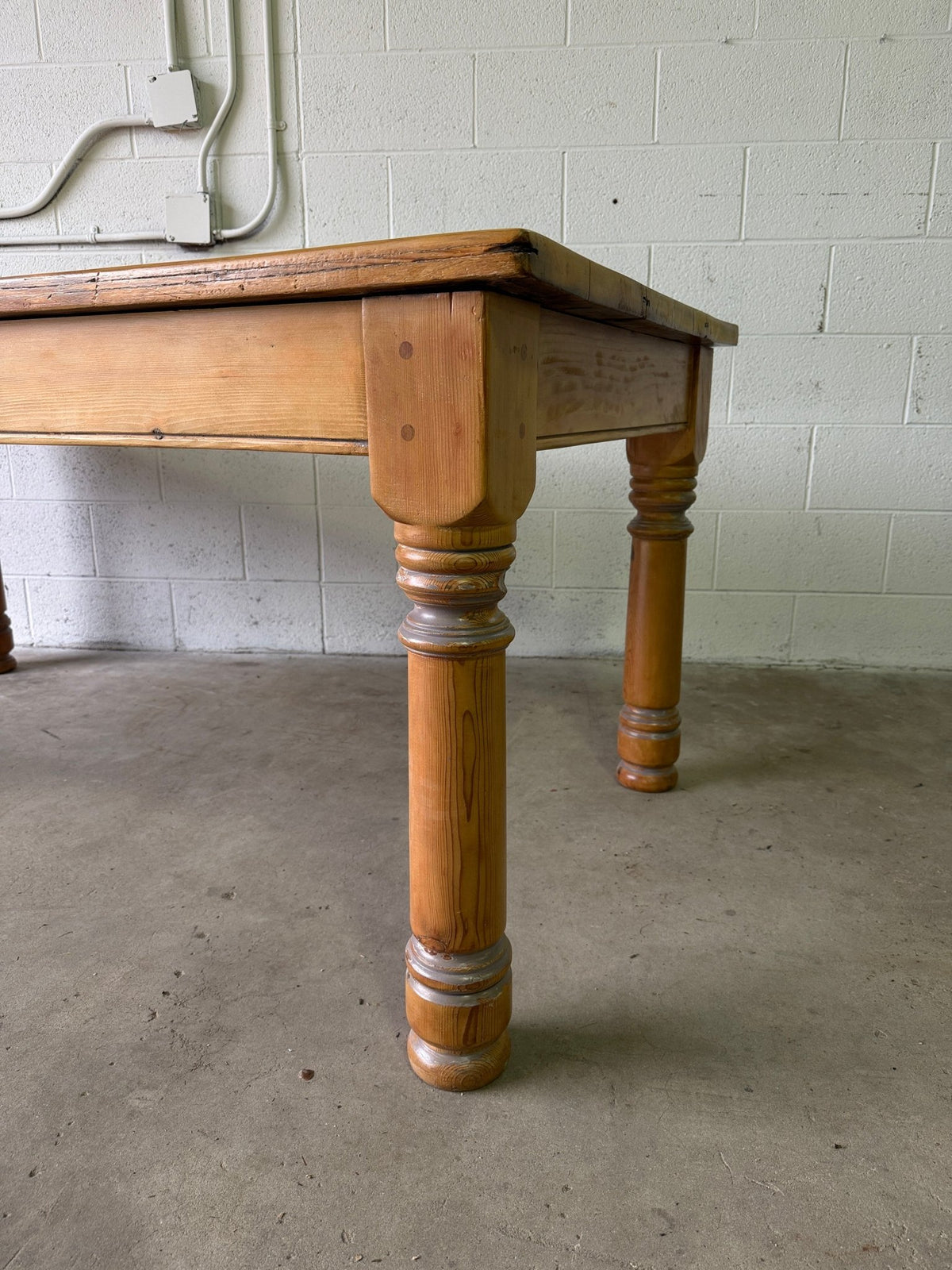 Antique pine kitchen or dining table - House on Horizon
