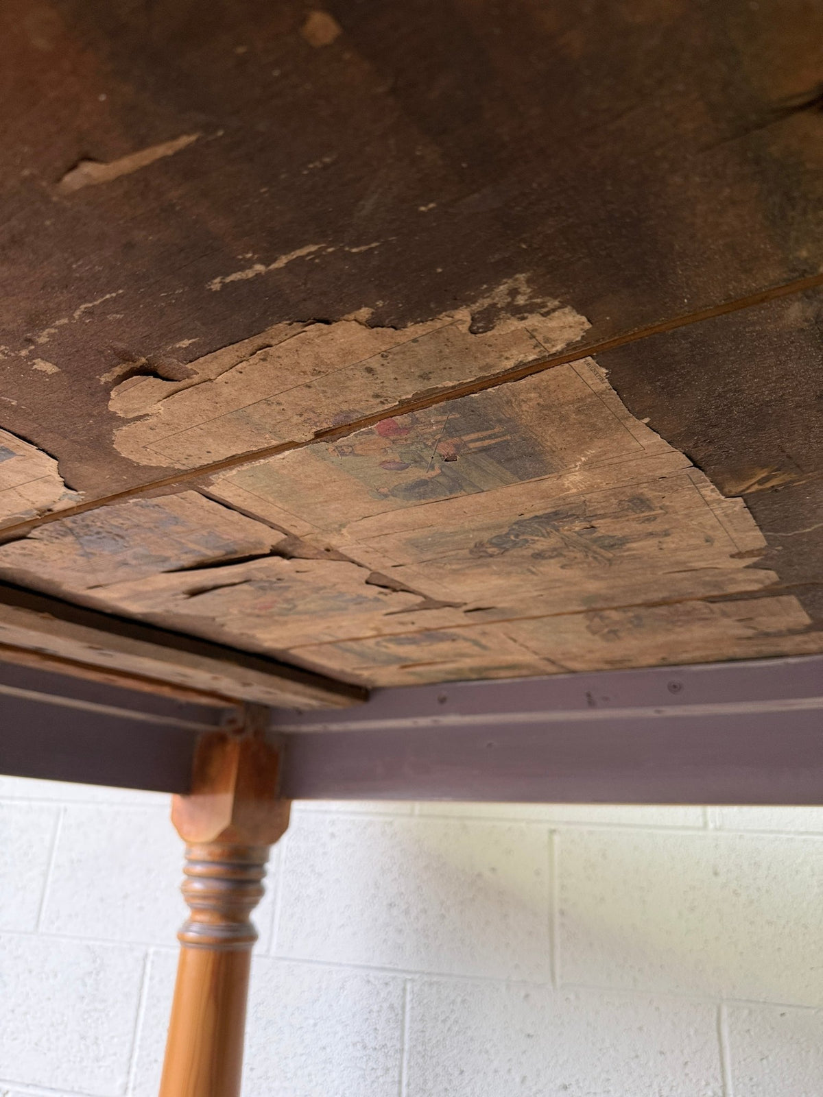 Antique pine kitchen or dining table - House on Horizon