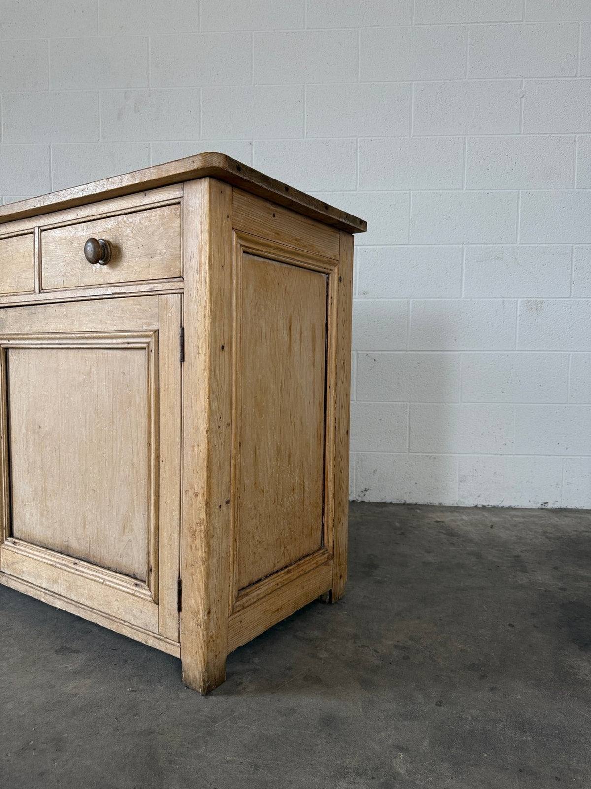 Antique pine sideboard with working key - House on Horizon