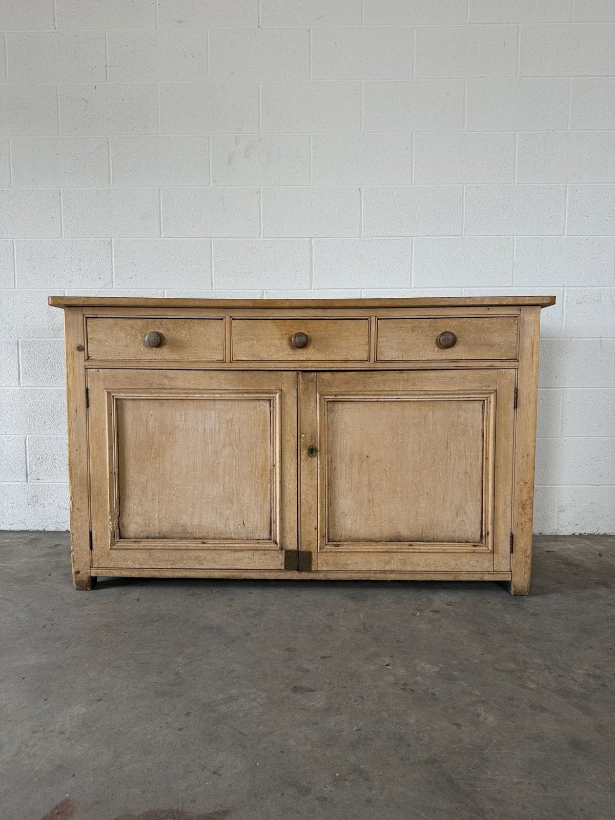 Antique pine sideboard with working key - House on Horizon