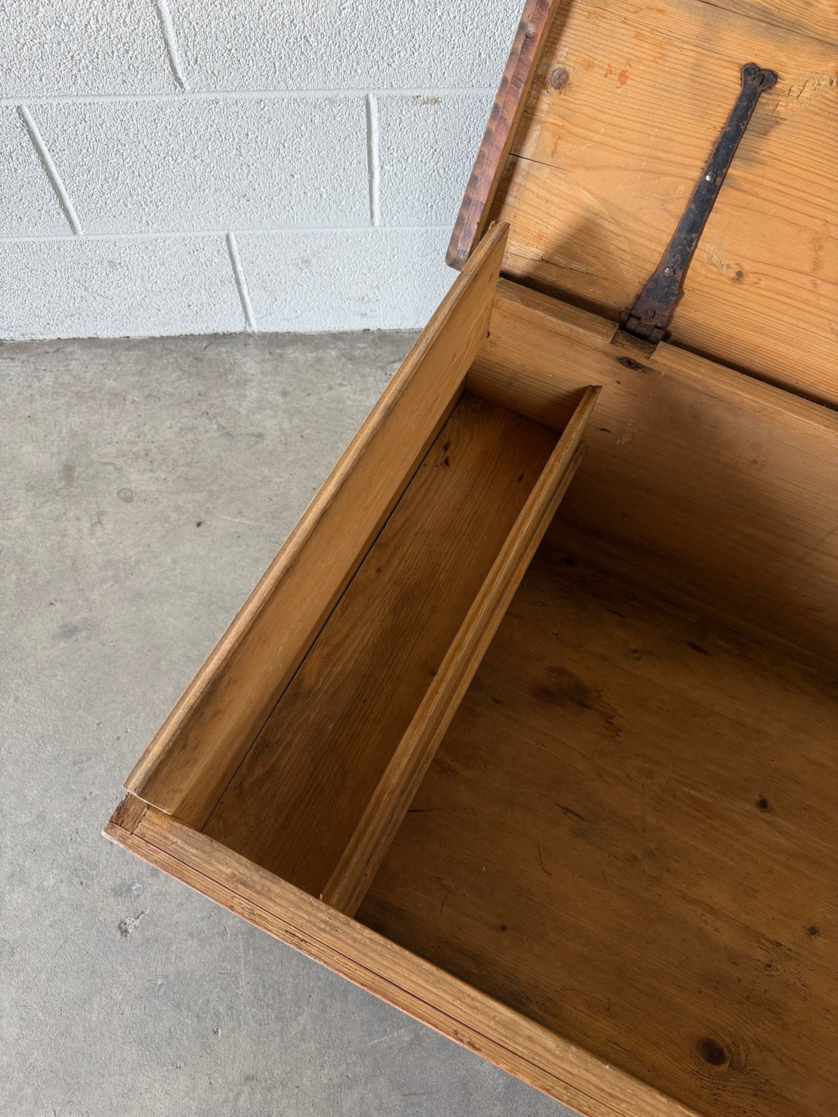 Antique Swedish marriage trunk - House on Horizon