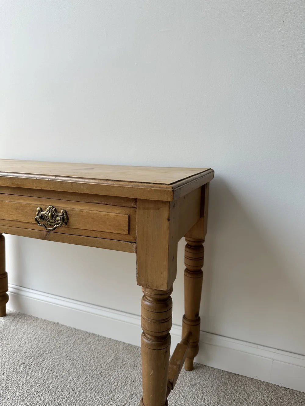 English antique pine table - House on Horizon