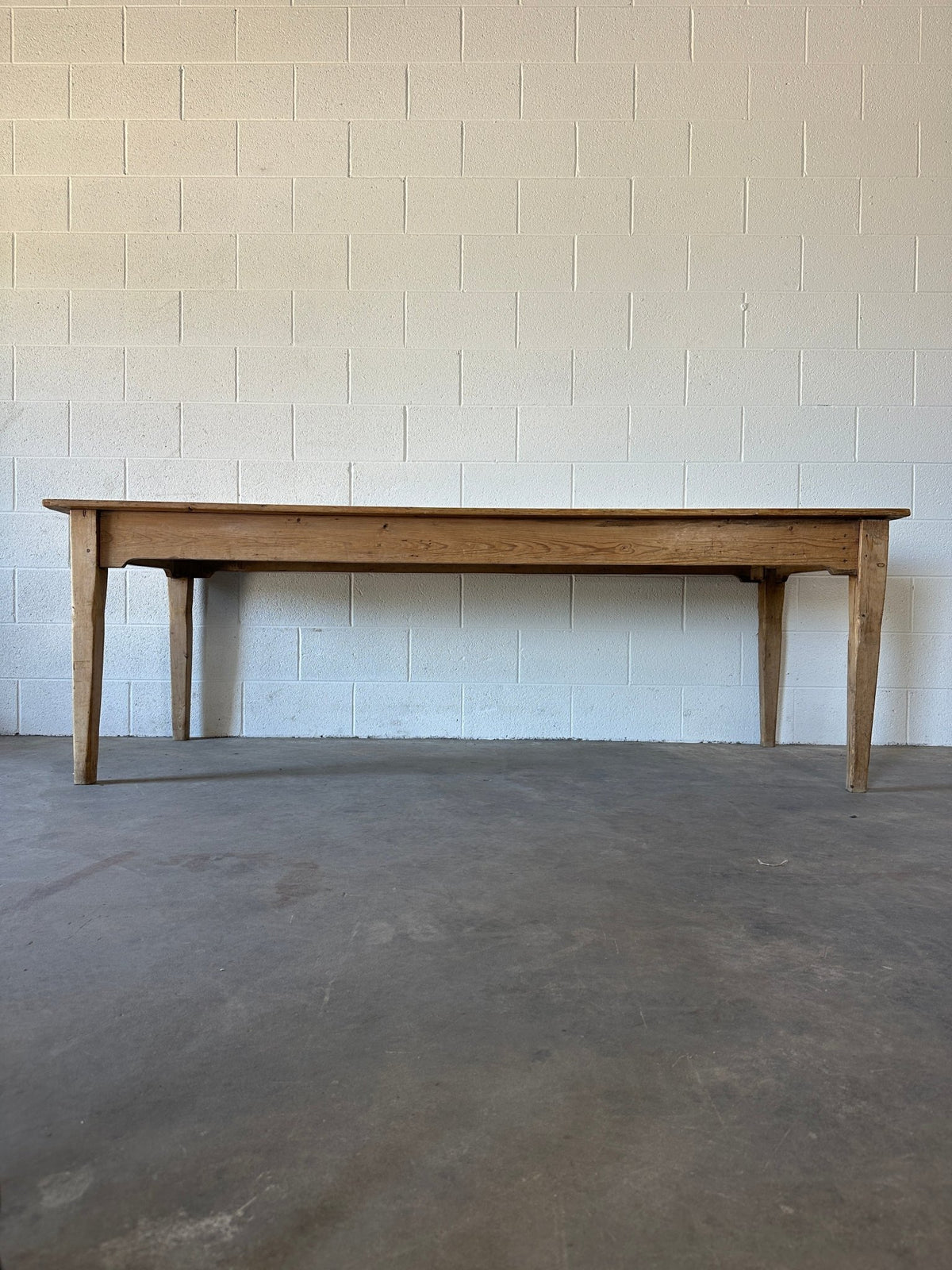 Gorgeous Victorian pine dining table, imported from England - House on Horizon