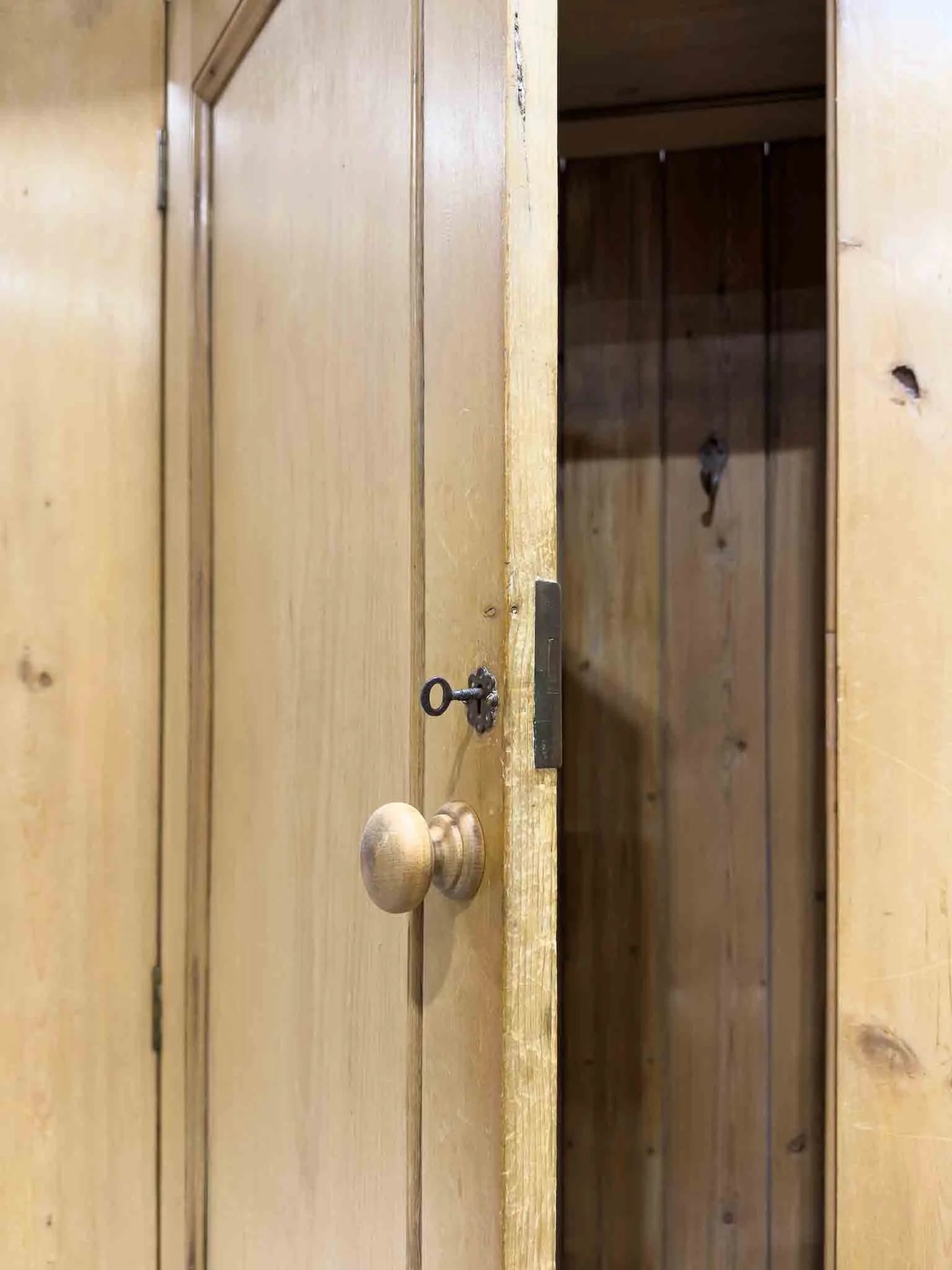 Victorian pine wardrobe