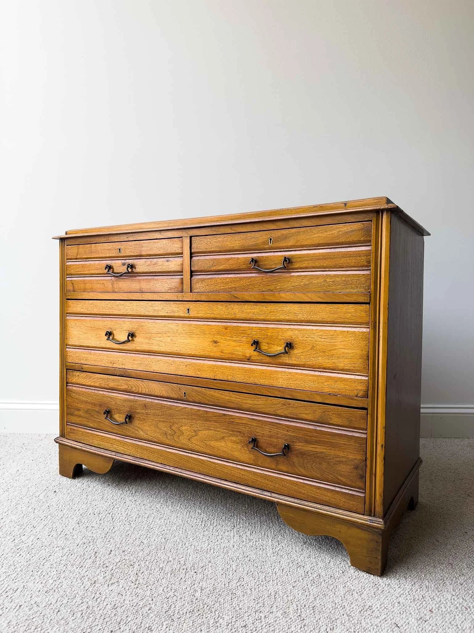 Small edwardian set of drawers