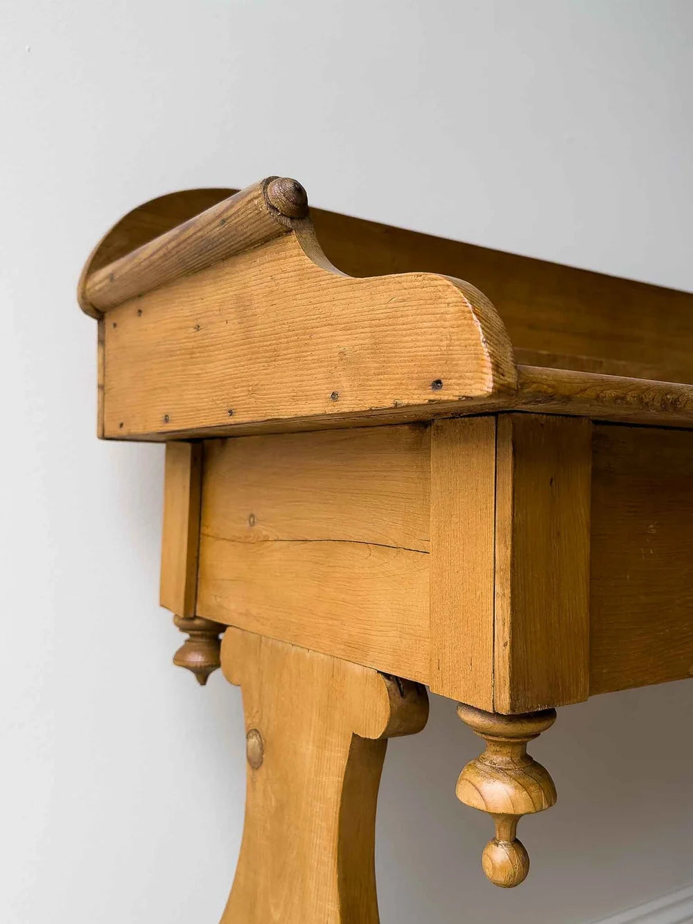 Victorian pine washstand