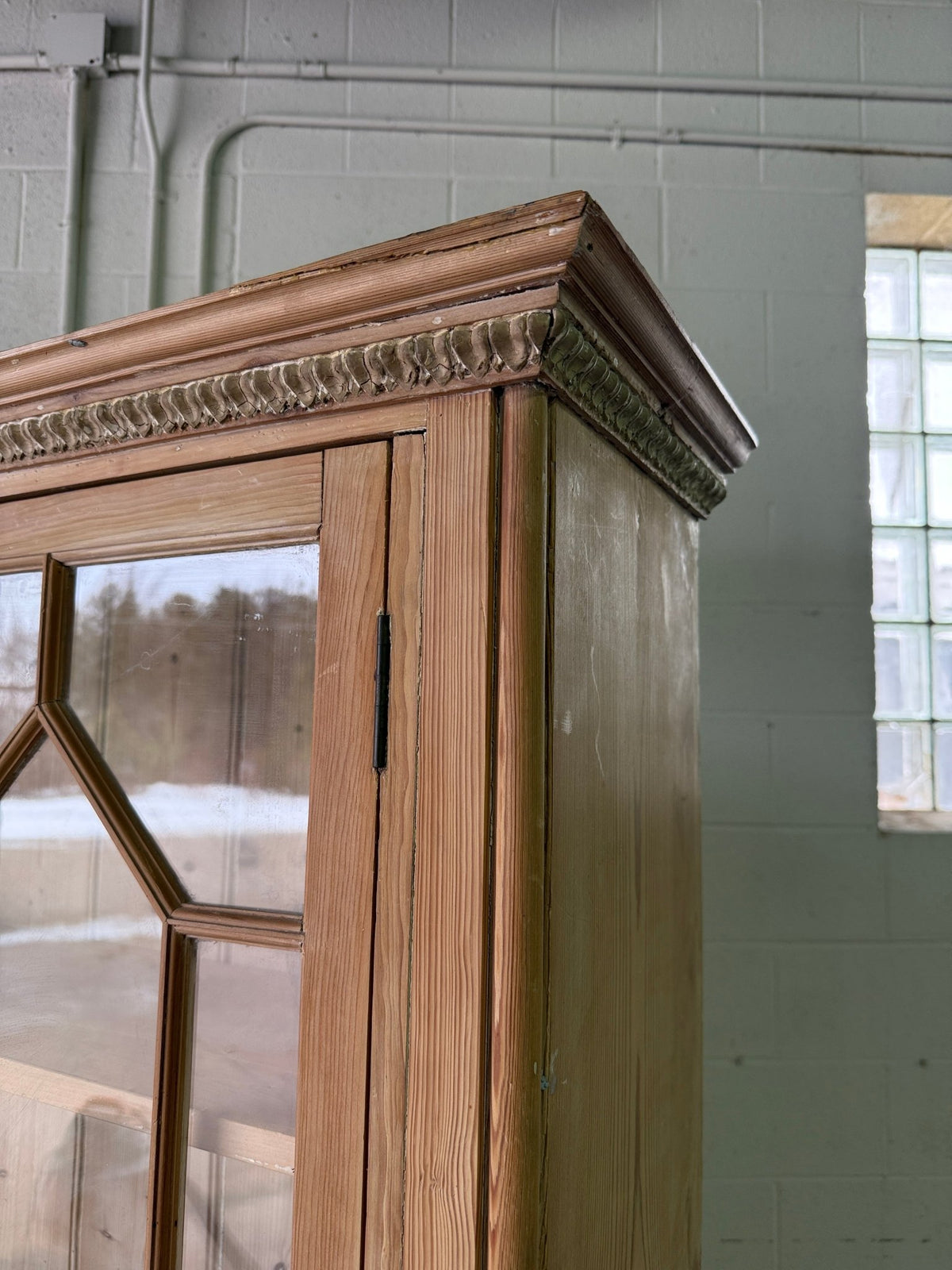 Incredible astragal glazed bookcase - House on Horizon
