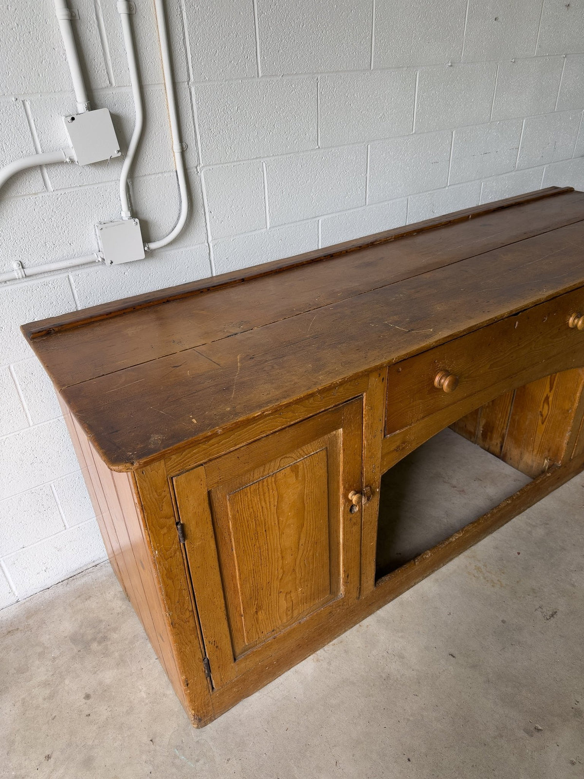 Large antique English sideboard - House on Horizon