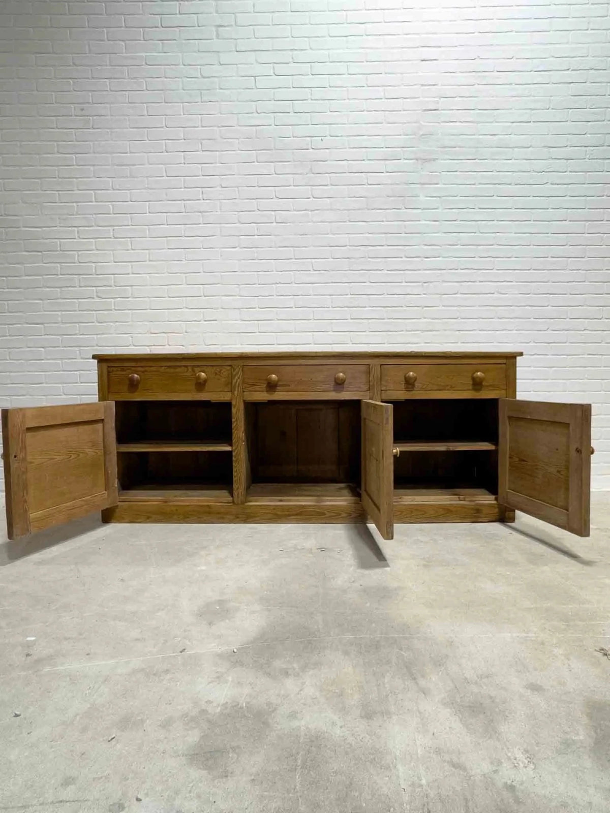 Large antique English sideboard - House on Horizon