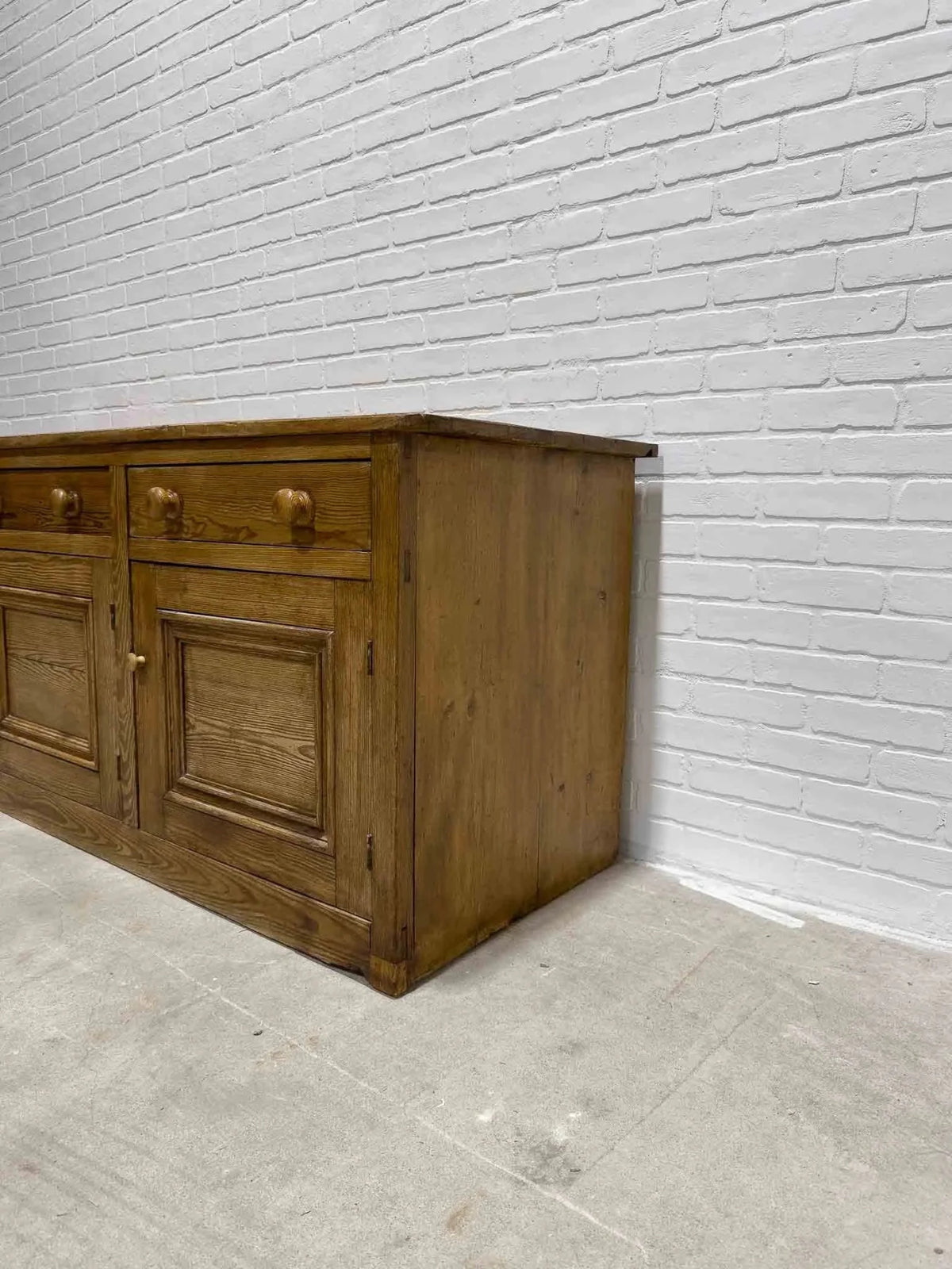 Large antique English sideboard - House on Horizon
