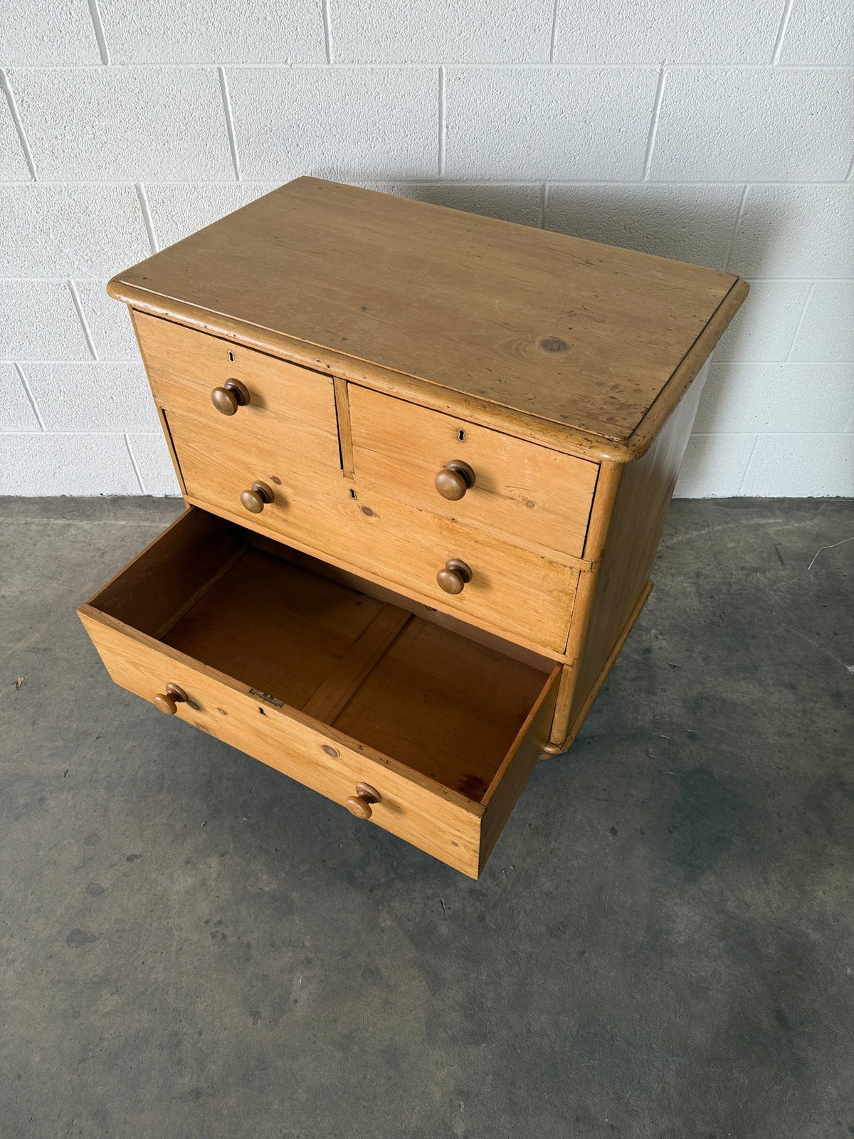 Petite antique pine chest of drawers - House on Horizon