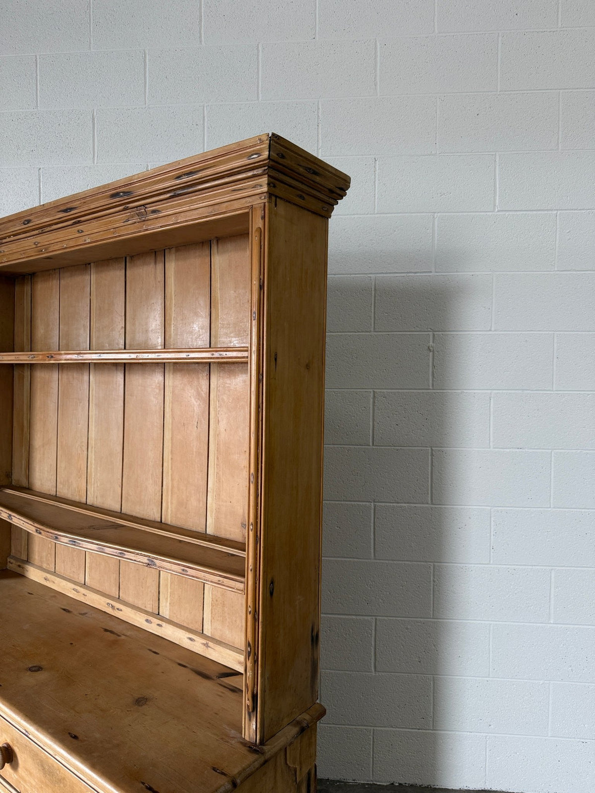 Scalloped Victorian pine kitchen dresser - House on Horizon