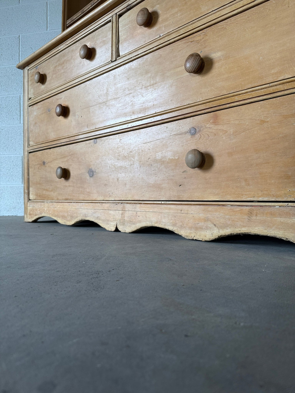Scalloped Victorian pine kitchen dresser - House on Horizon