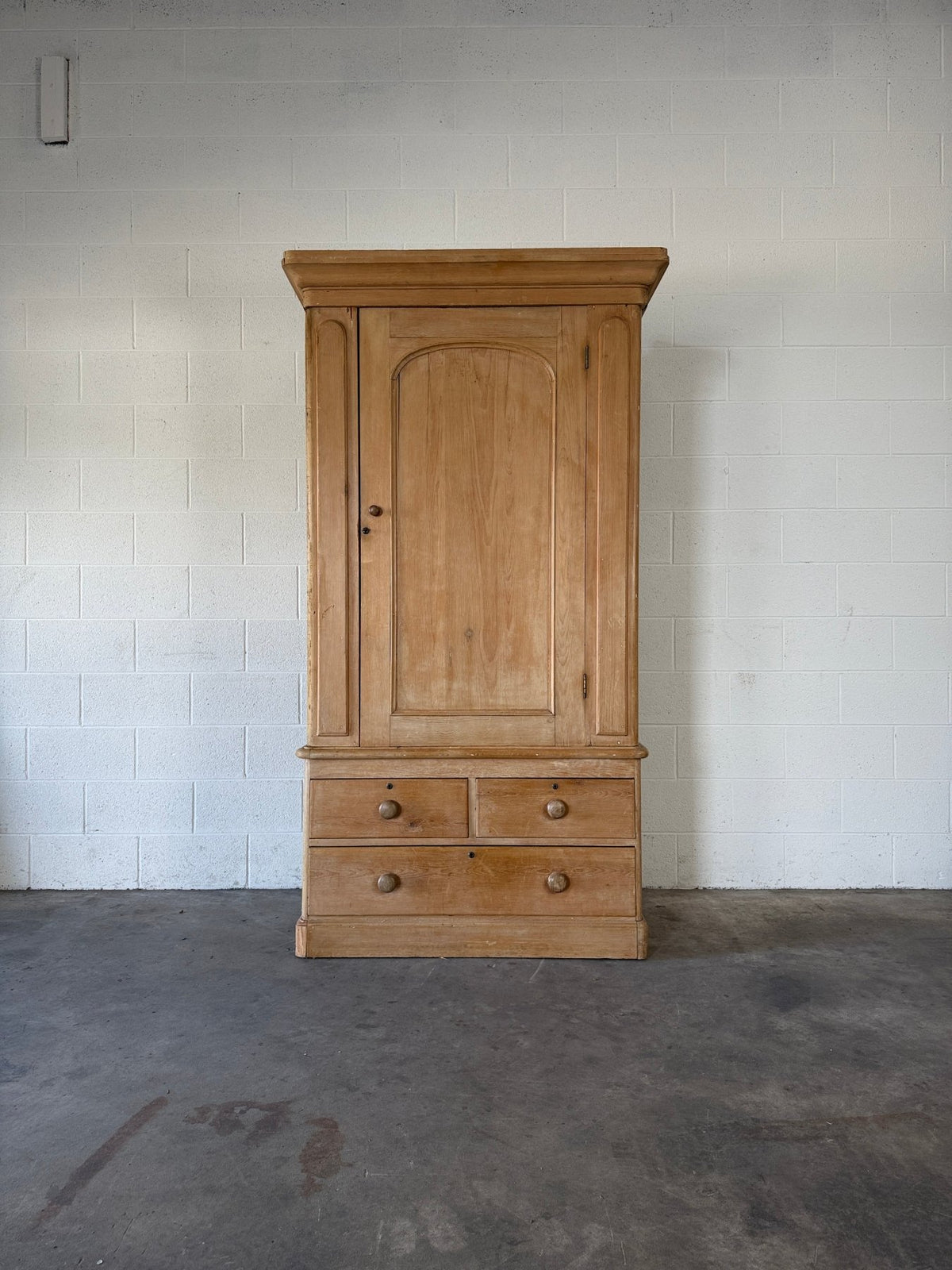 Single antique pine wardrobe with drawers at the base - House on Horizon