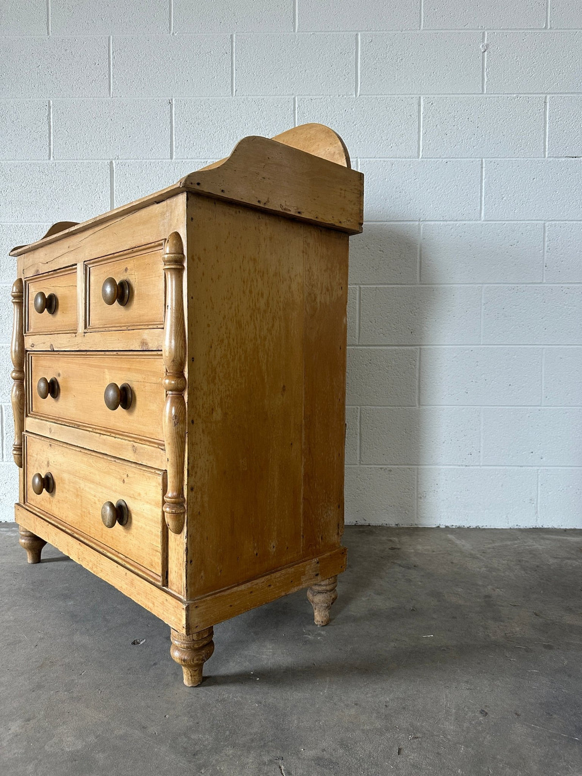 Small Cornish Dresser with Gallery Back - House on Horizon