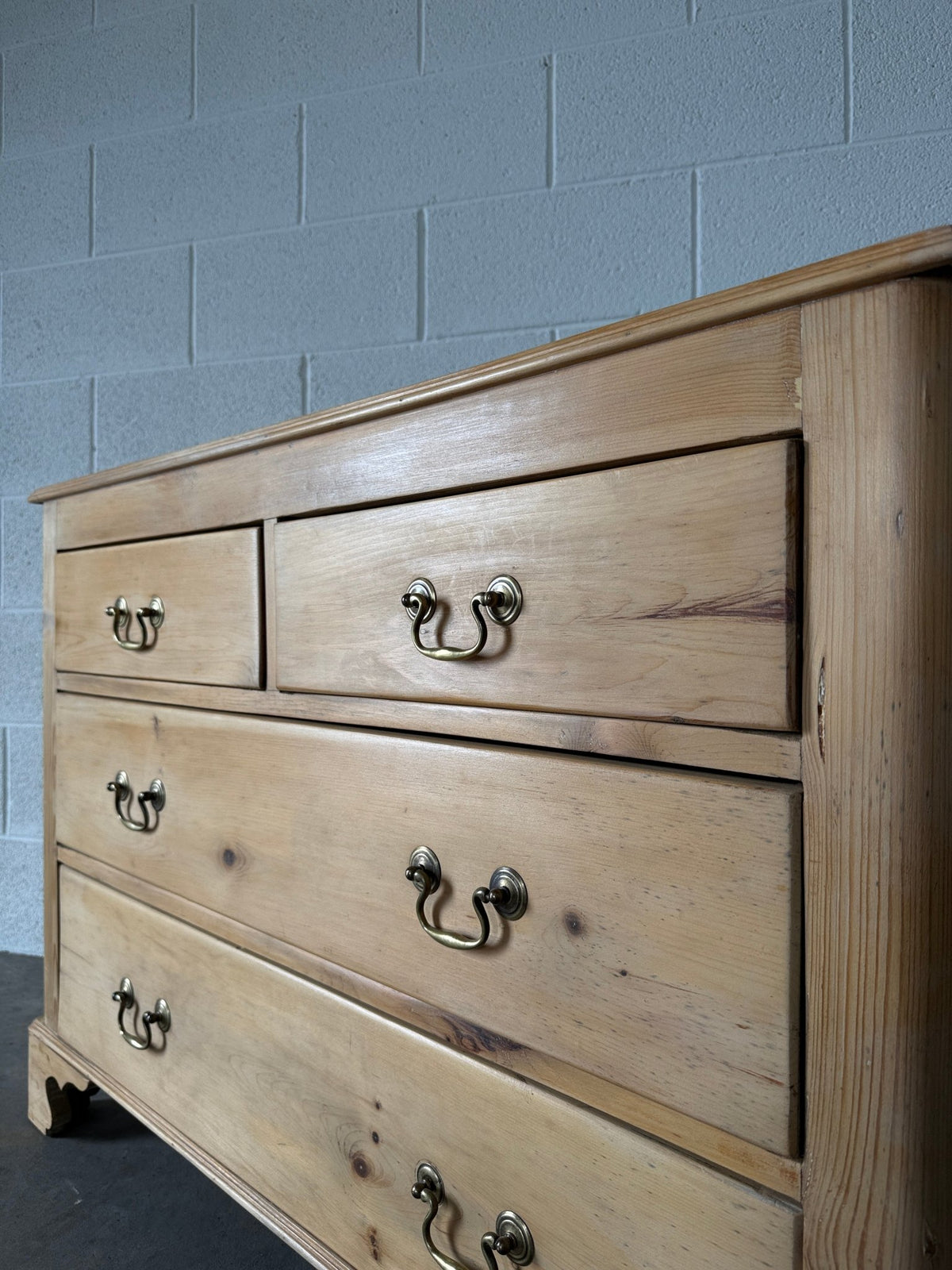 Small Victorian pine chest of drawers with drop handles - House on Horizon