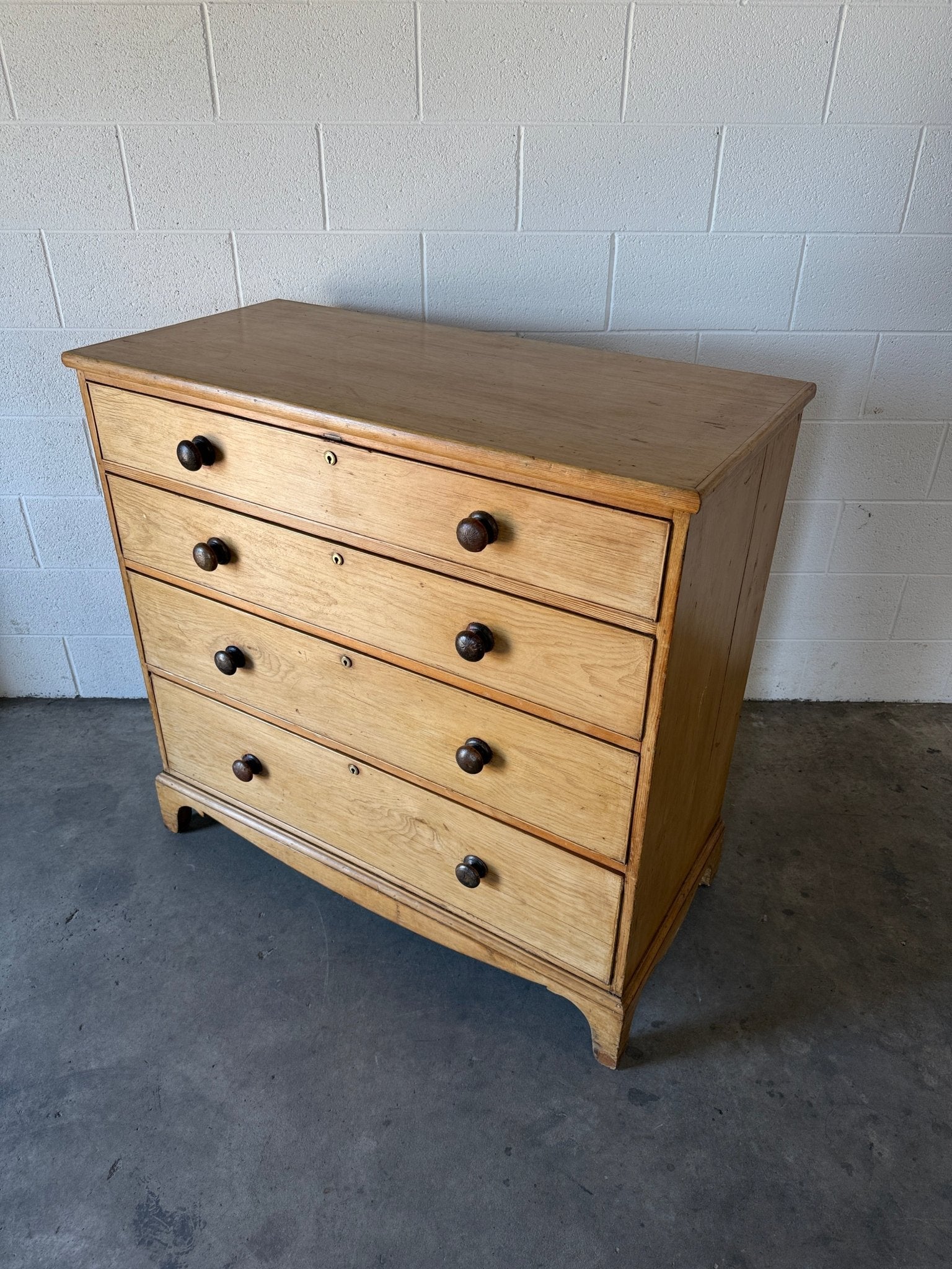 Substantial chest of antique English drawers - House on Horizon