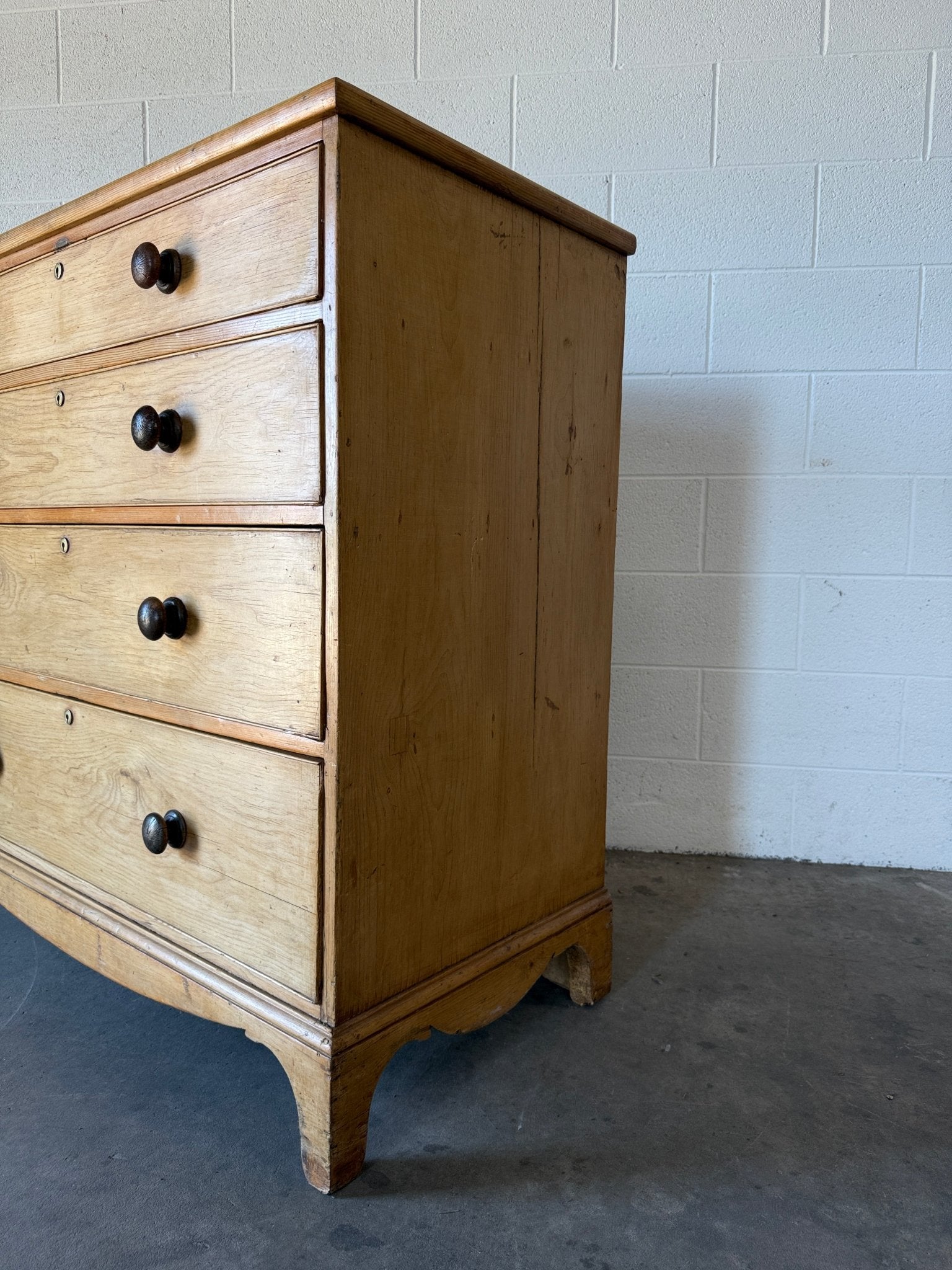 Substantial chest of antique English drawers - House on Horizon