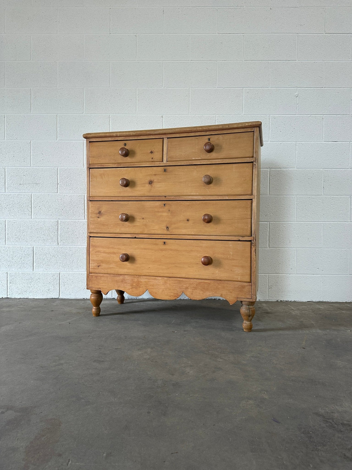Tall English pine drawers with a scalloped apron - House on Horizon