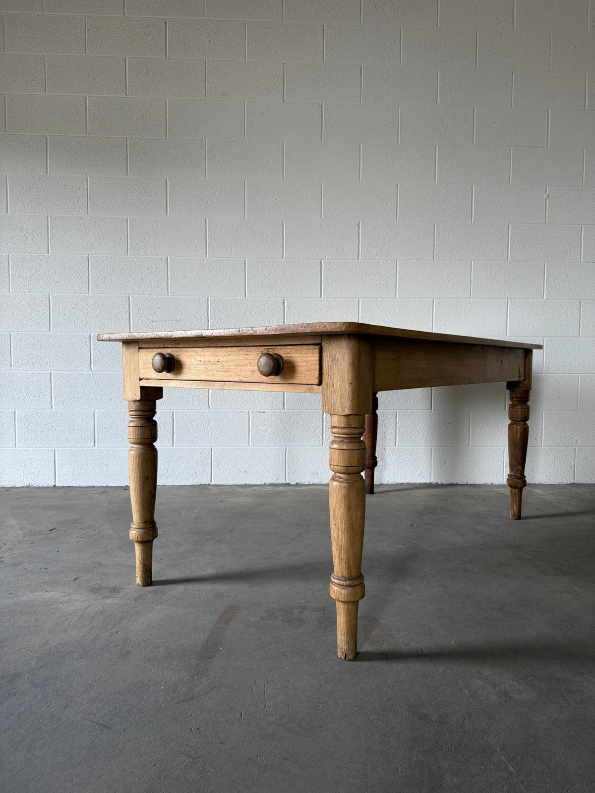 Turned leg Victorian pine table with drawer - House on Horizon