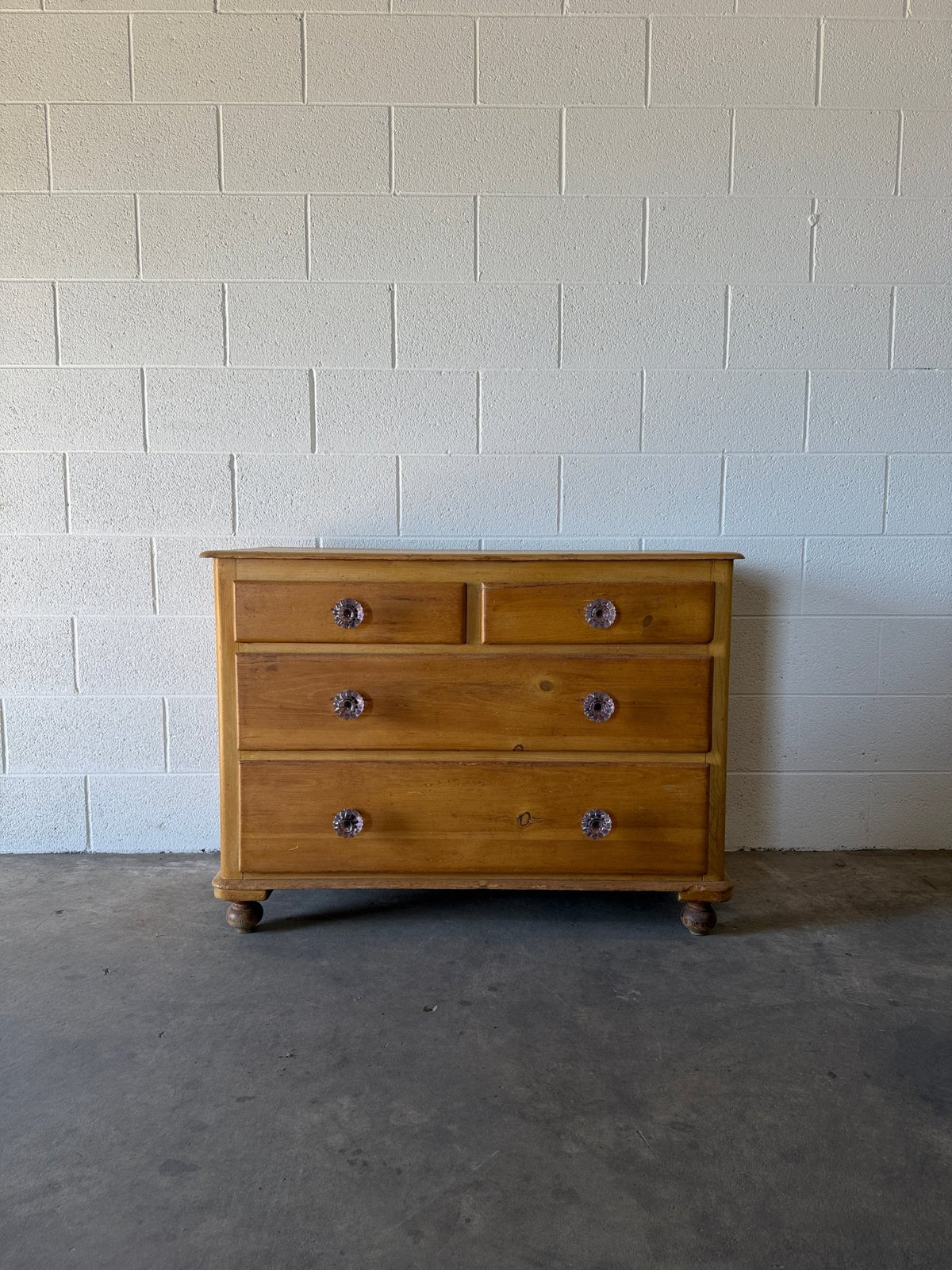 Victorian English pine chest of drawers with glass knobs - House on Horizon