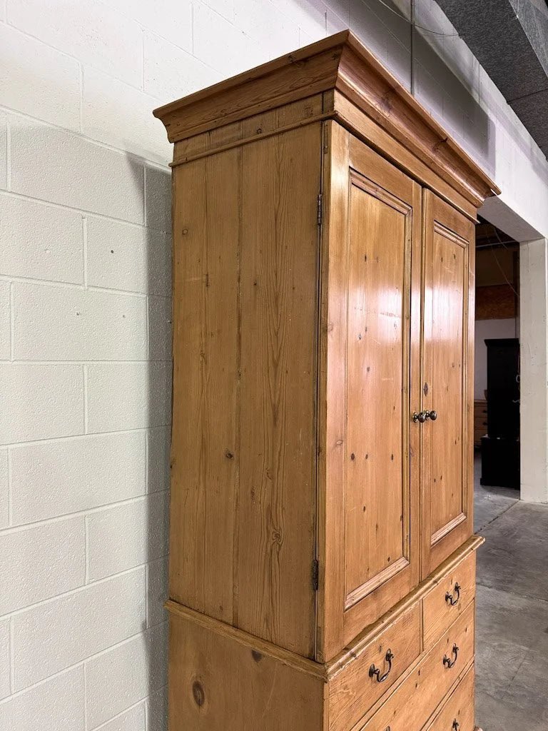 Victorian pine linen cupboard - House on Horizon
