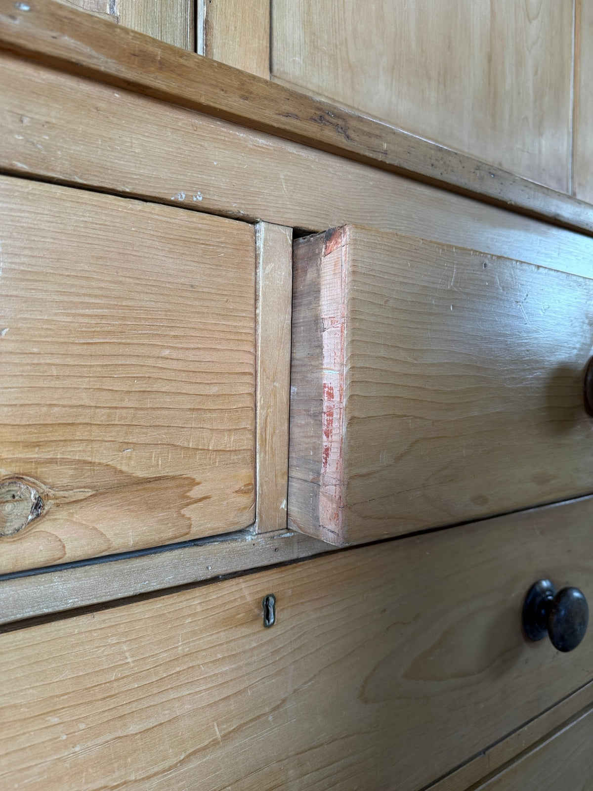 Victorian pine linen press - House on Horizon