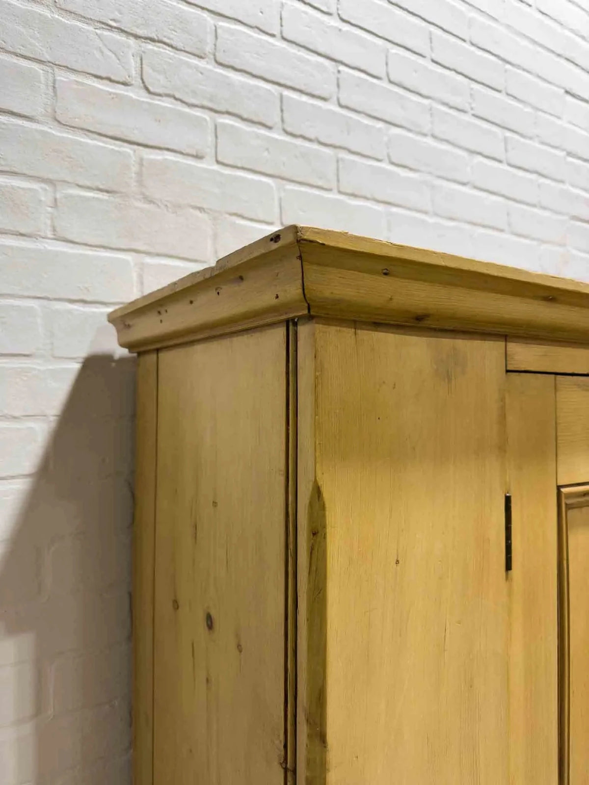 Victorian pine wardrobe - House on Horizon