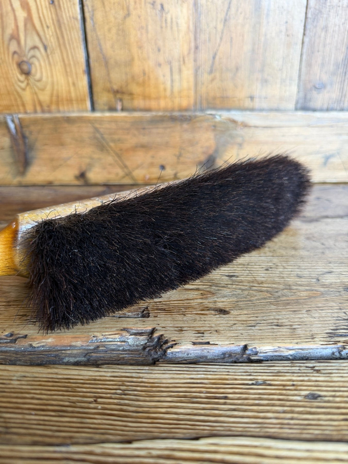 Vintage hand brush - House on Horizon
