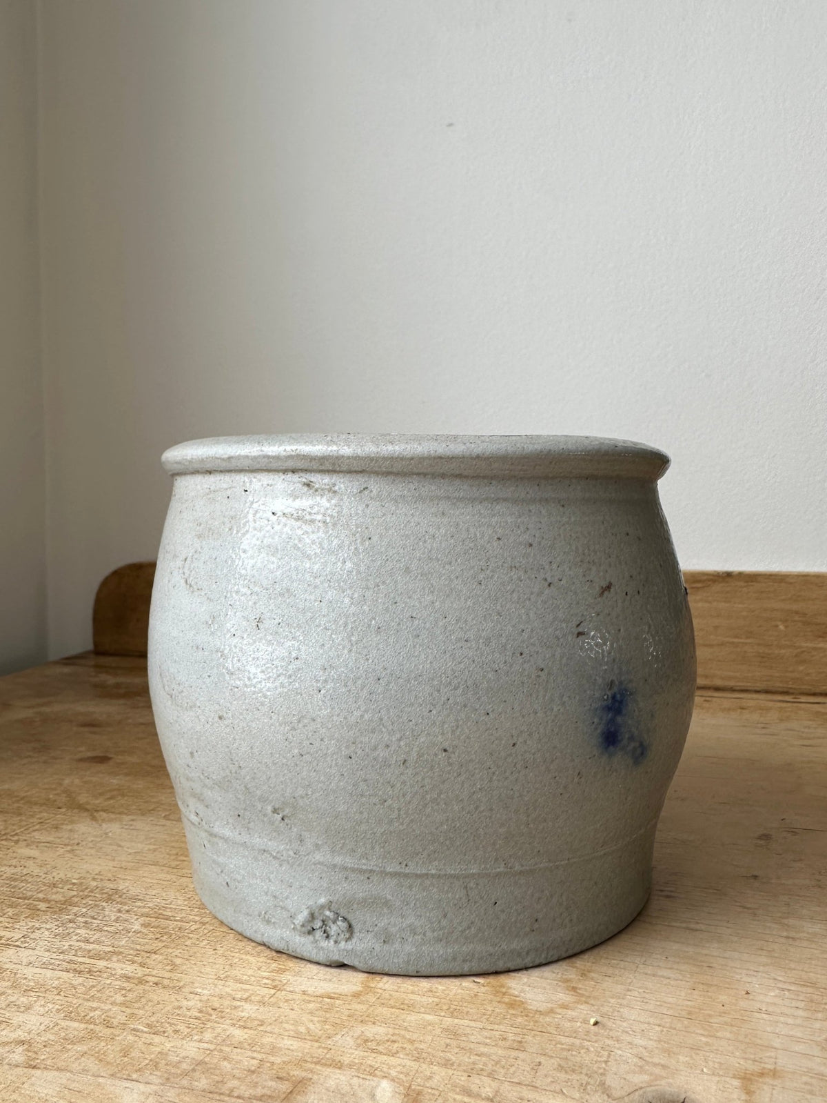 Westerwald stoneware pot - House on Horizon
