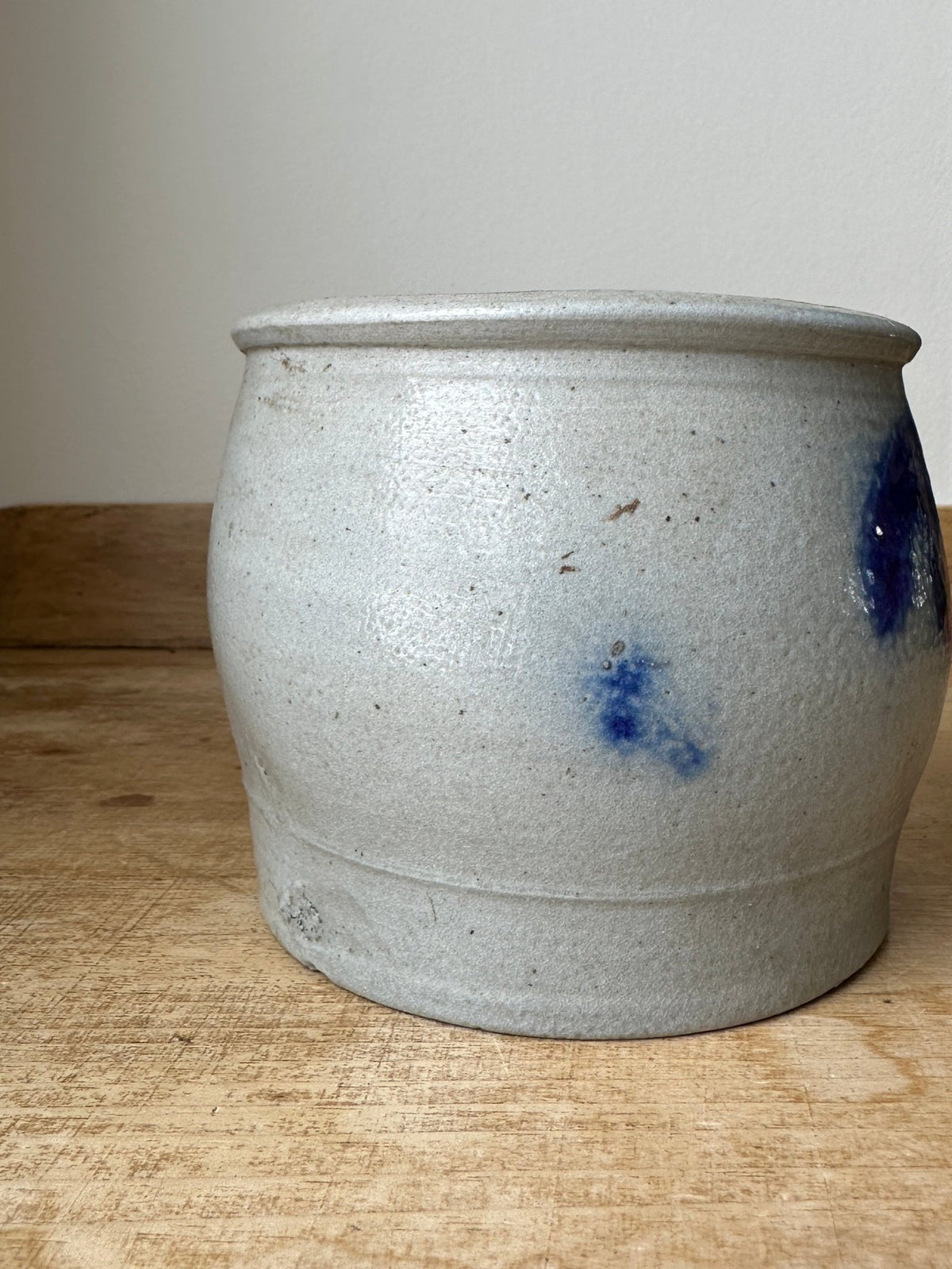 Westerwald stoneware pot - House on Horizon