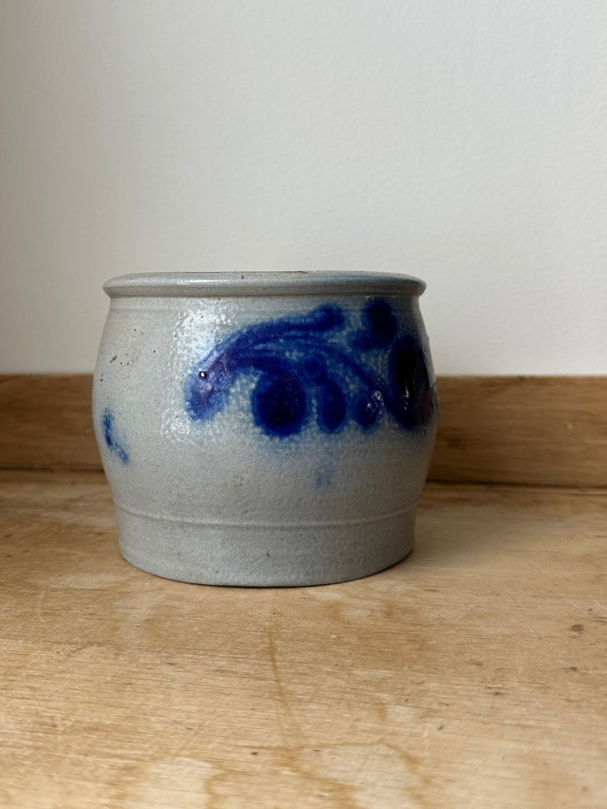 Westerwald stoneware pot - House on Horizon
