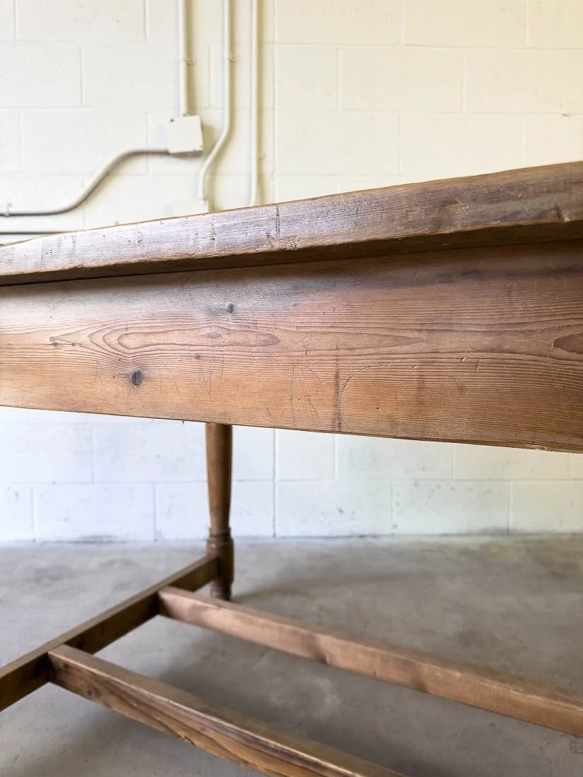 19th century English pine country house dining table 10' - House on Horizon
