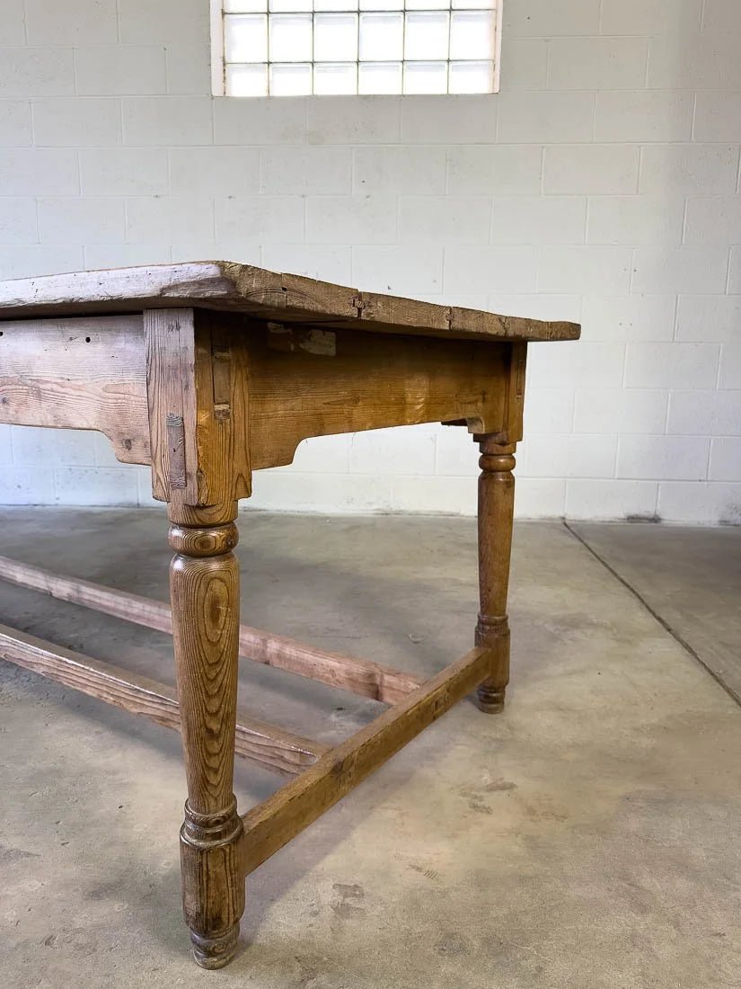 19th century English pine country house dining table 10' - House on Horizon