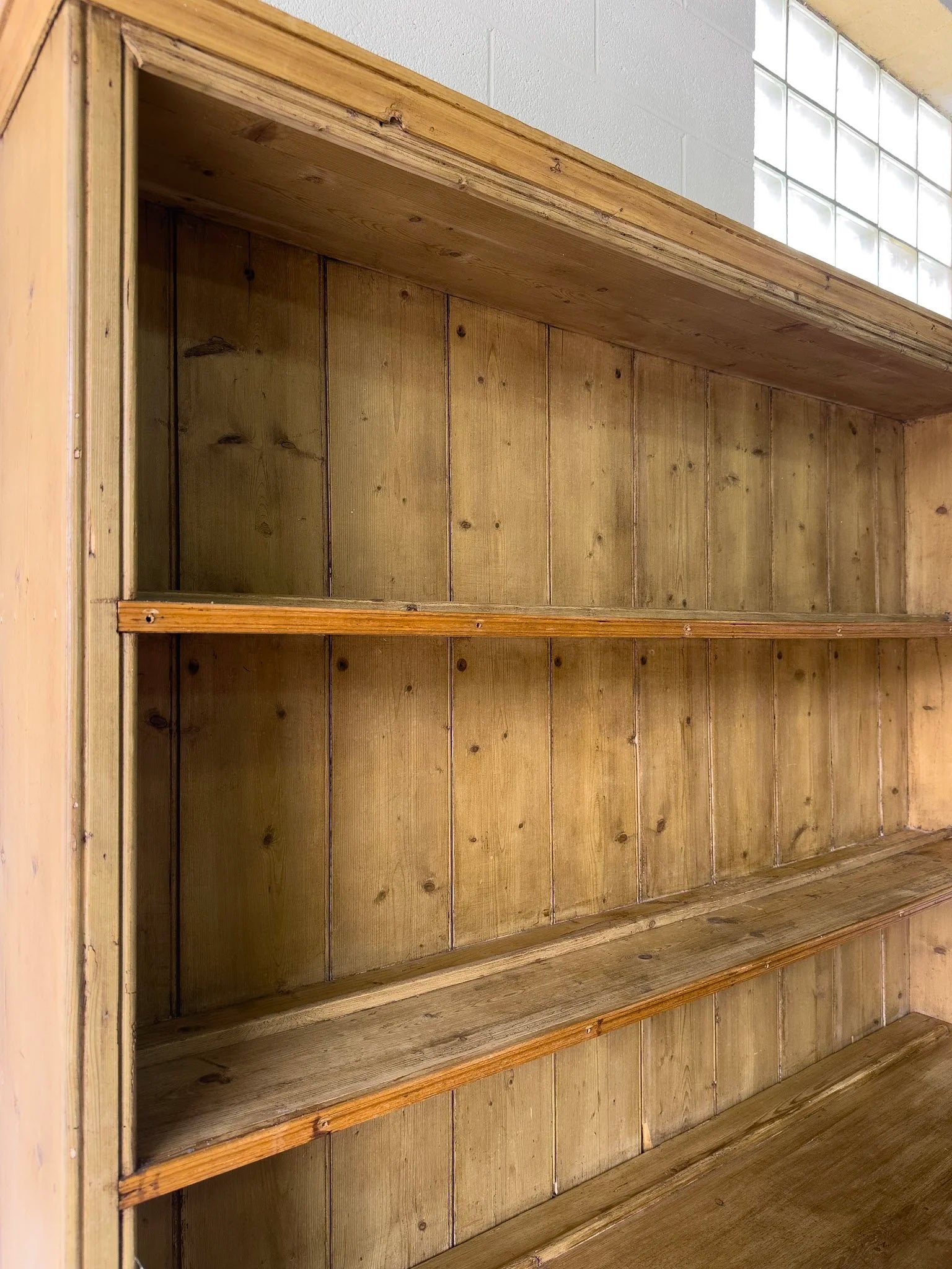 Antique pine hutch with cupboard space