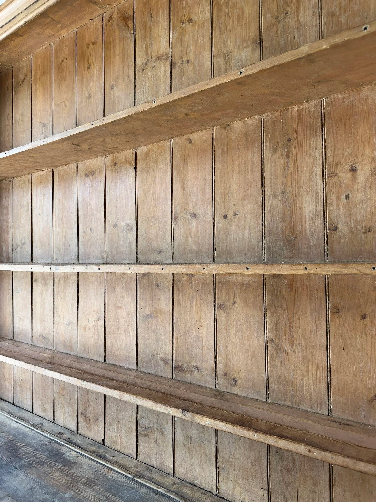 Monumental Victorian pine kitchen dresser