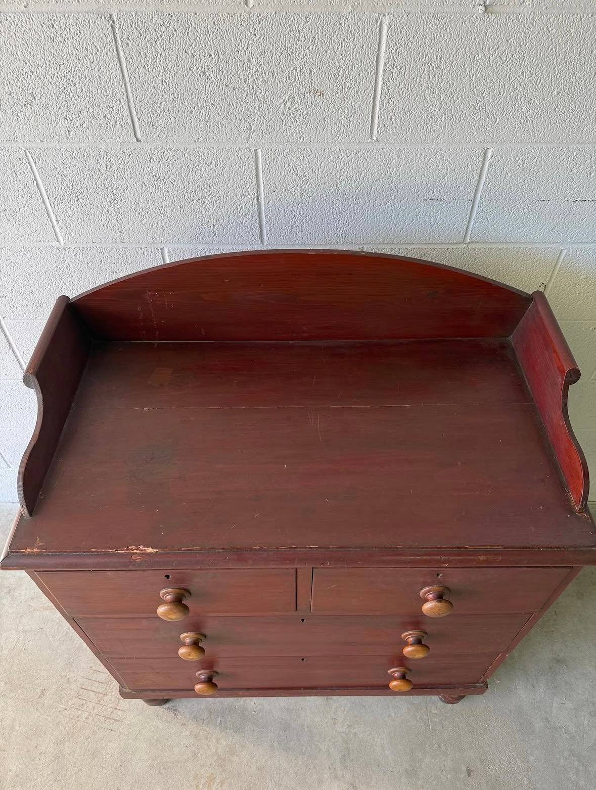 Antique pine chest of drawers with gallery back