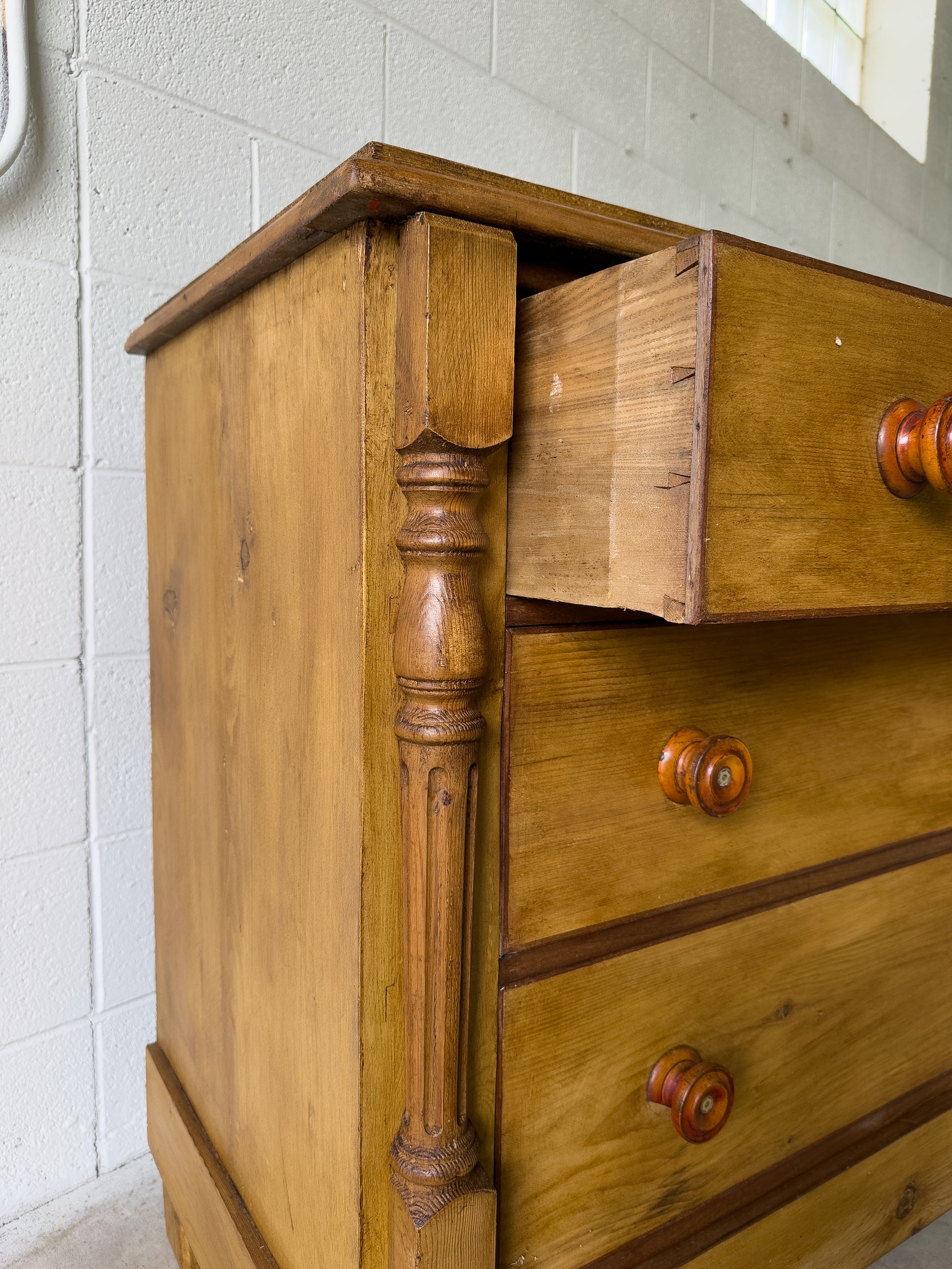 Antique pine chest of drawers with hidden compartment