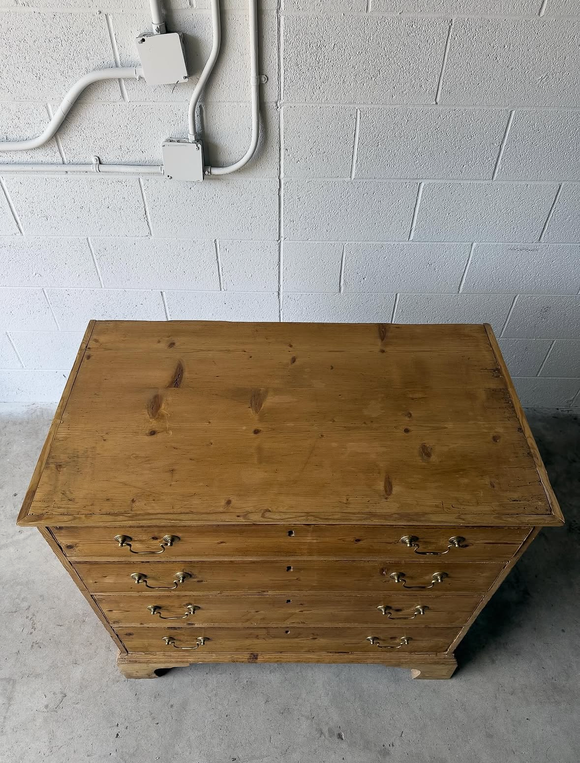 Beautiful English pine dresser with brass handles