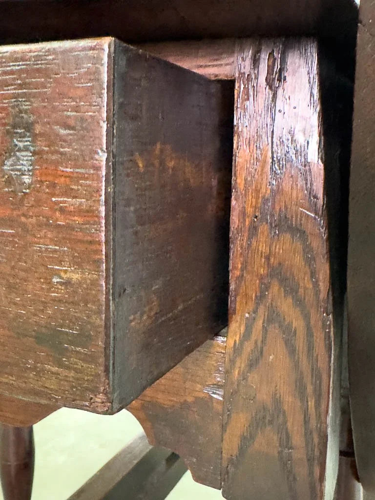 Antique oak gate leg table with drawer