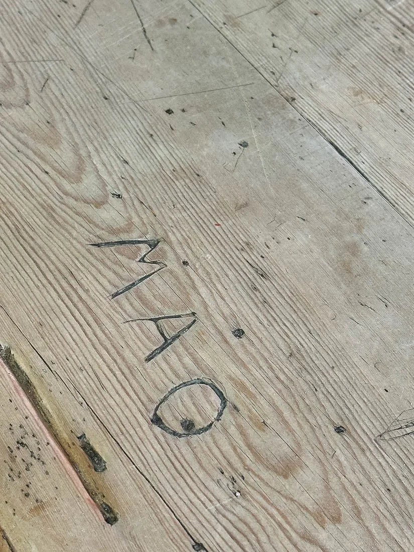 Antique pine kitchen prep table with drawers