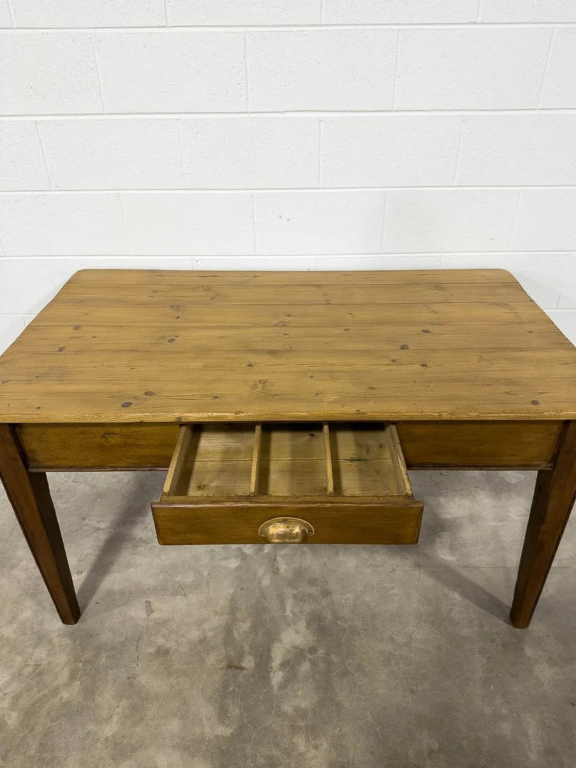 Darling English antique kitchen table with cutlery drawer