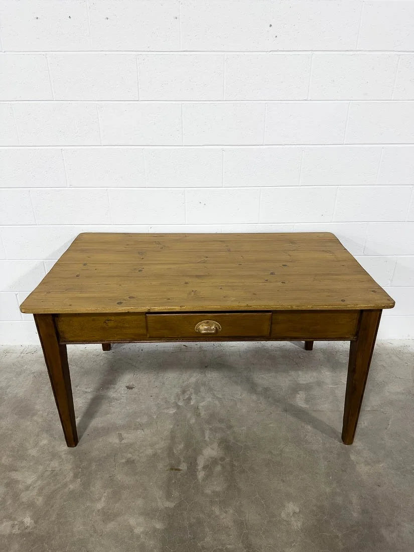 Darling English antique kitchen table with cutlery drawer