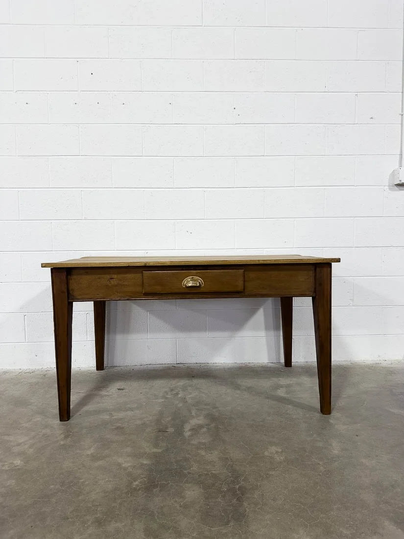 Darling English antique kitchen table with cutlery drawer