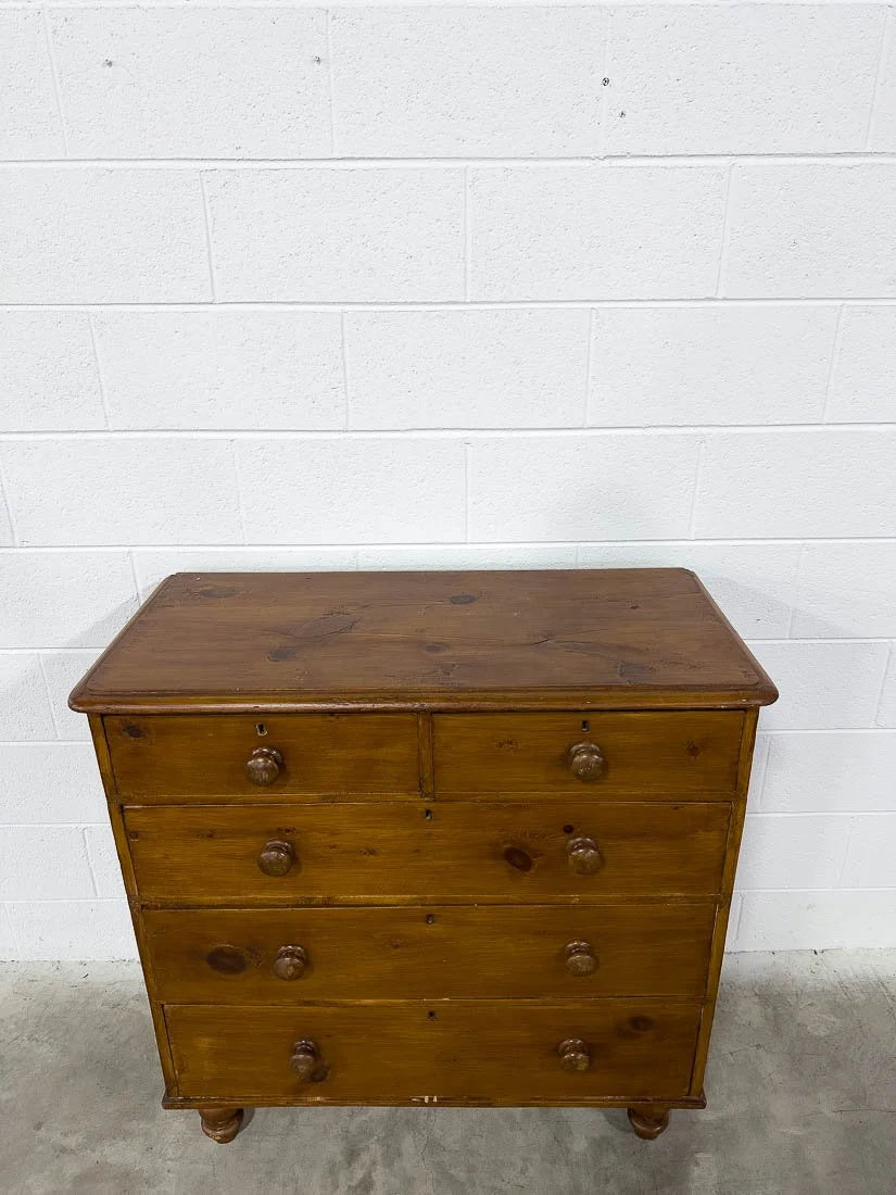 Antique pine dresser