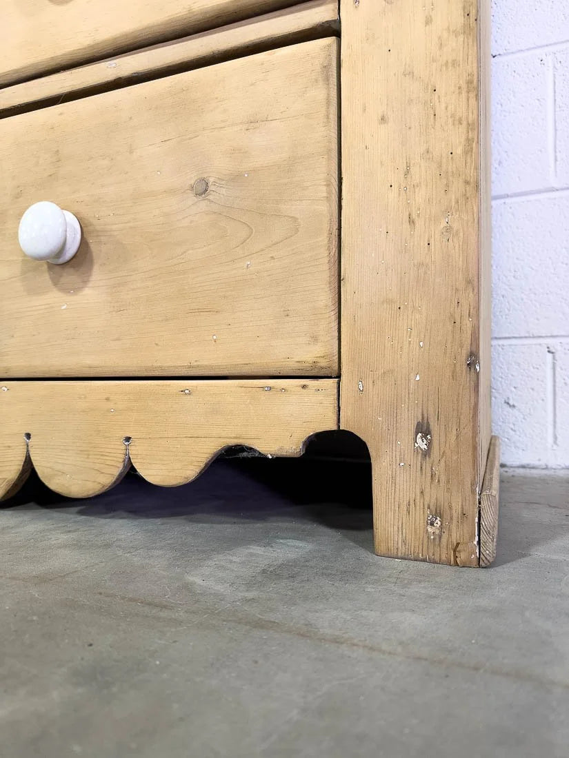 Scalloped English pine hutch