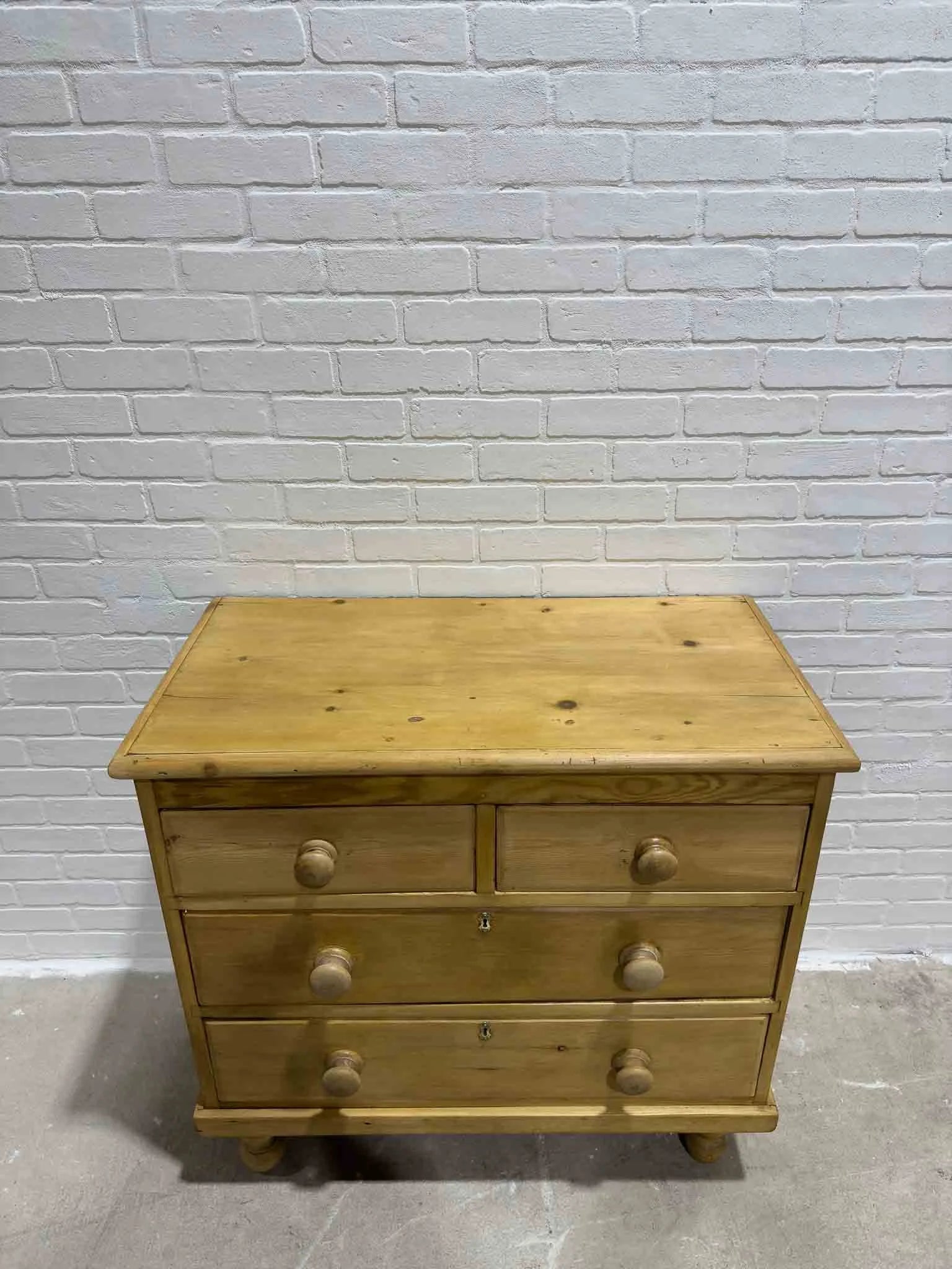 Small English pine dresser