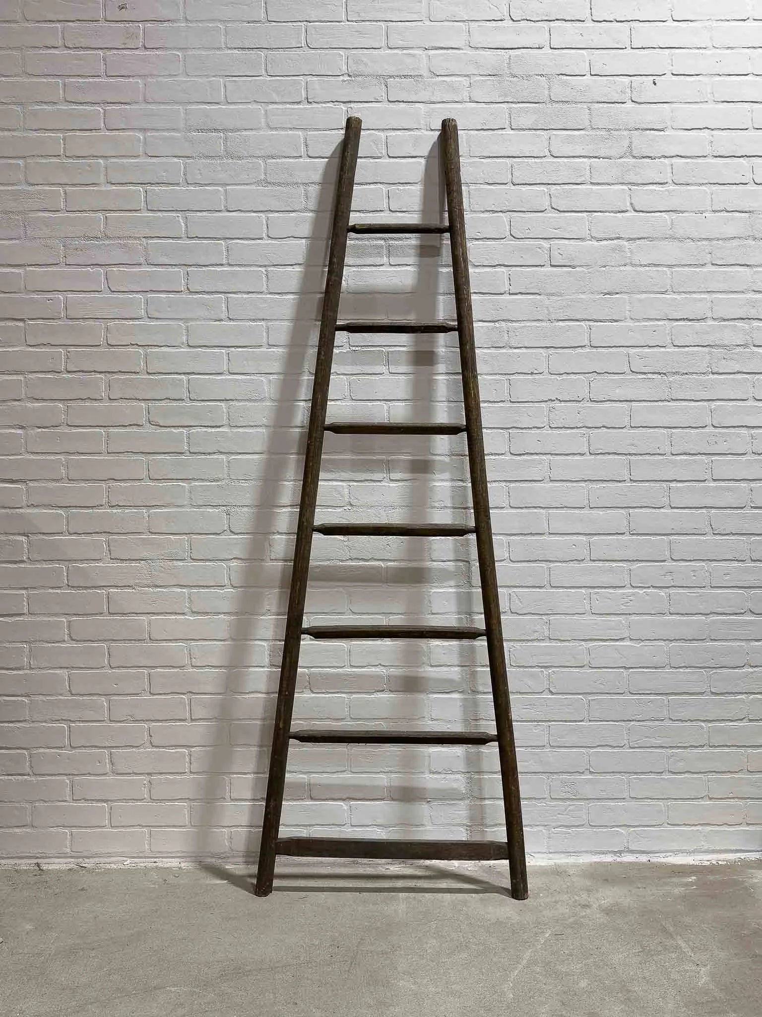 French fruit picking ladder