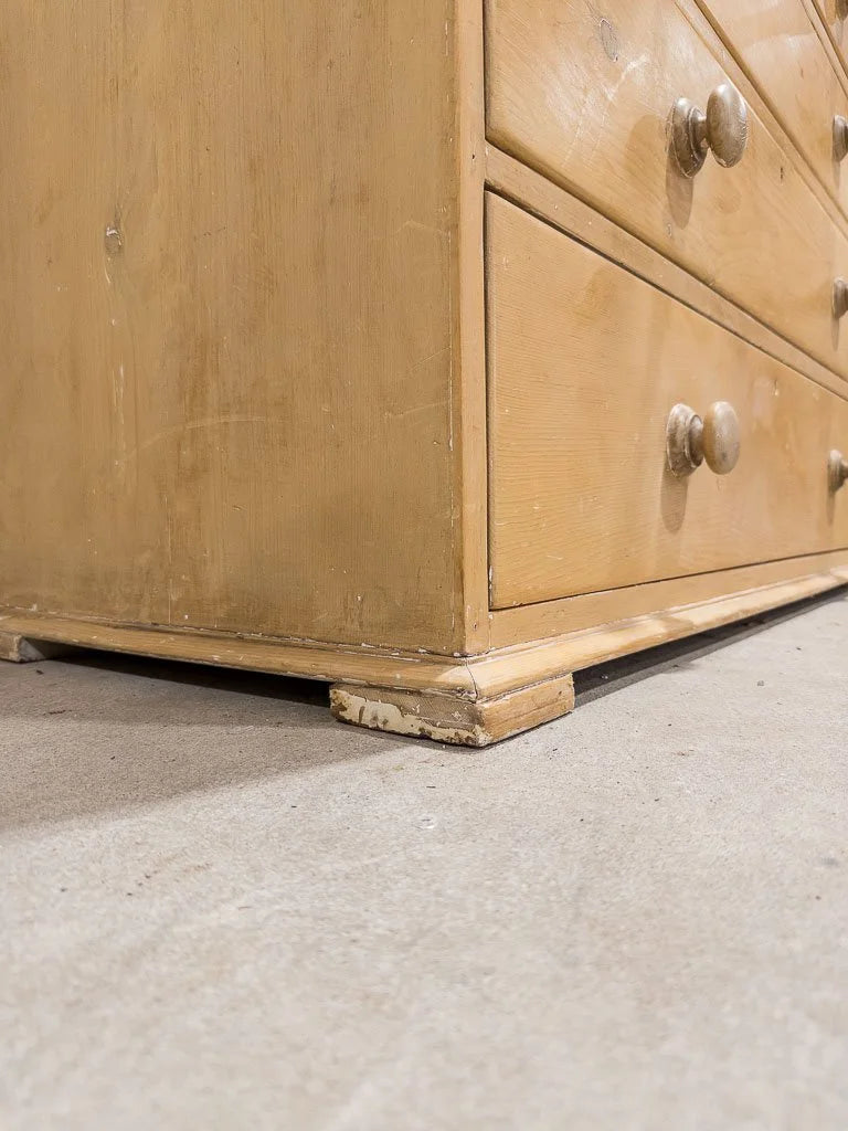 Classic and simple antique English drawers
